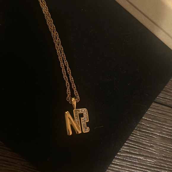 NINA RICCI NECKLACE/EARRINGS SET - Picture 2 of 5